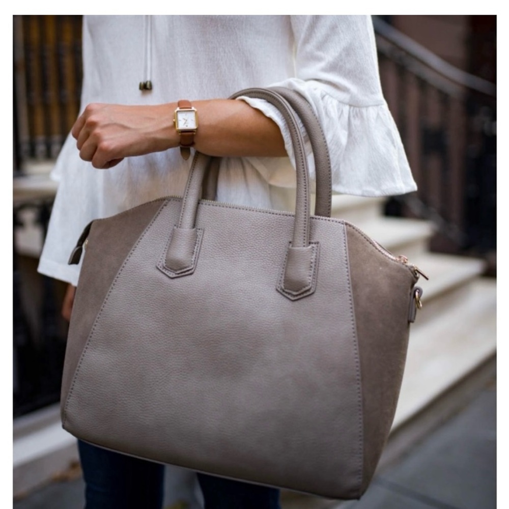 Sole society purse